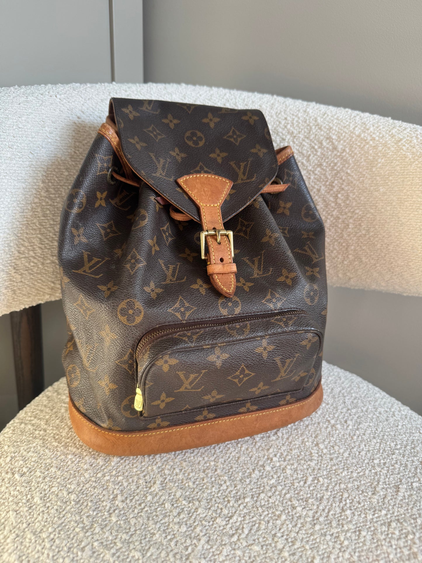 LOUIS VUITTON MONTSOURIS MM