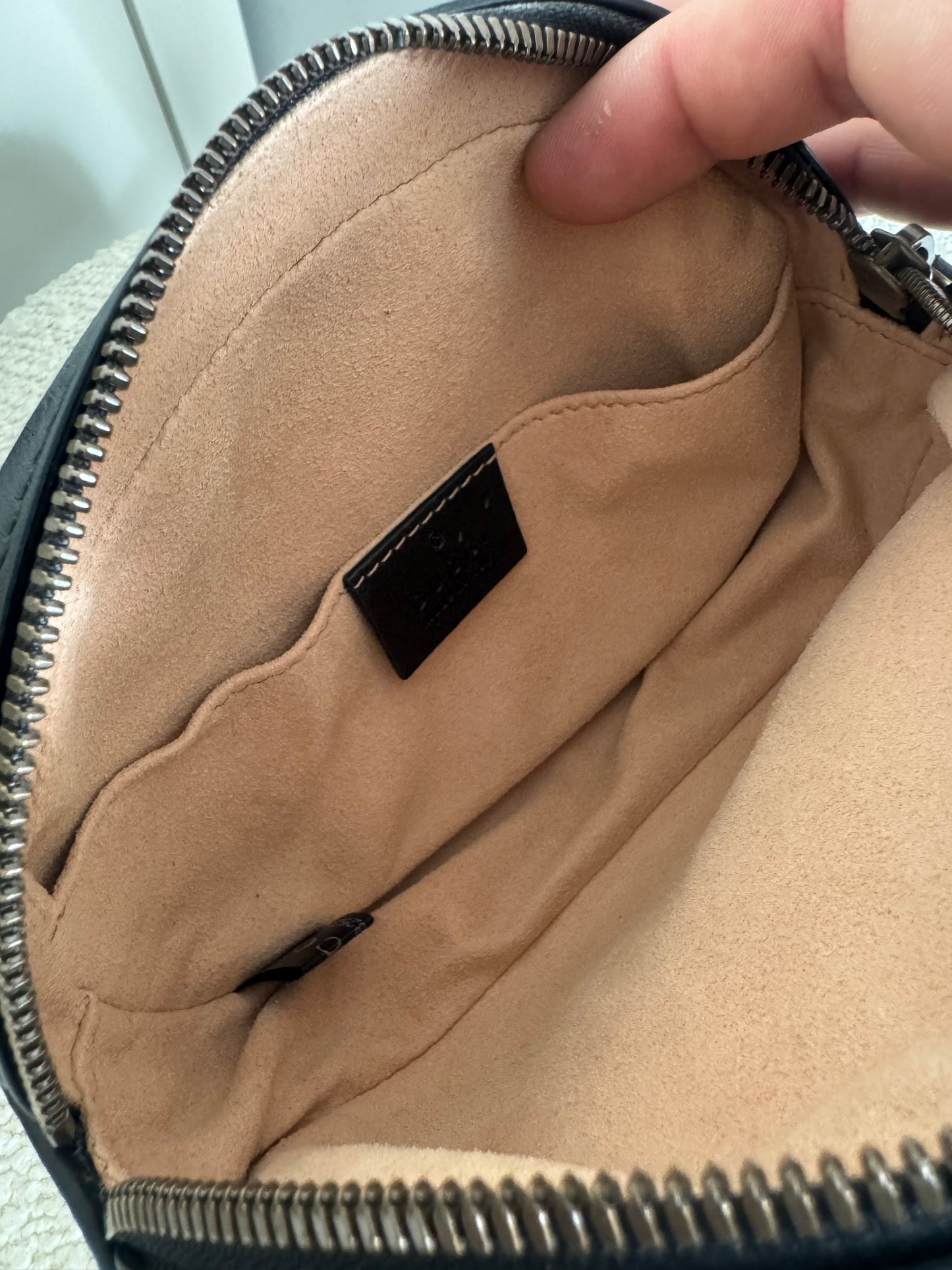 GUCCI GG MARMONT BELT BAG